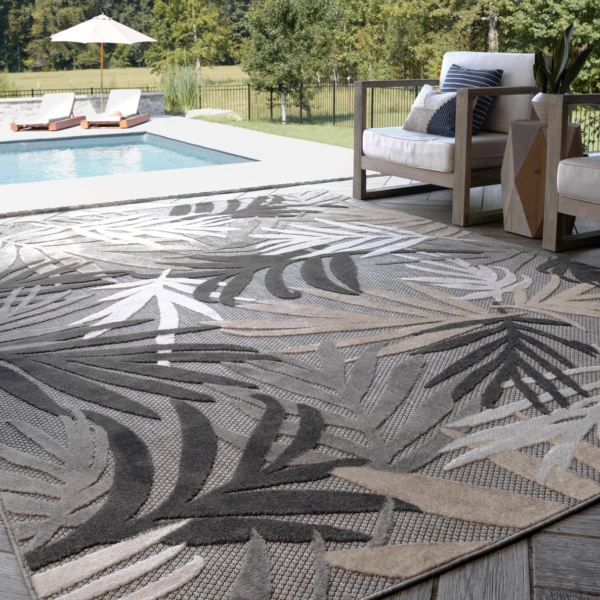 Origin Coastal Floral Indoor/Outdoor Area Rug.