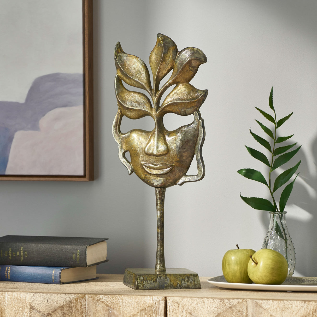 Orwell Indoor Aluminum Handcrafted Decorative Face Accessory with Stand by Christopher Knight Home
