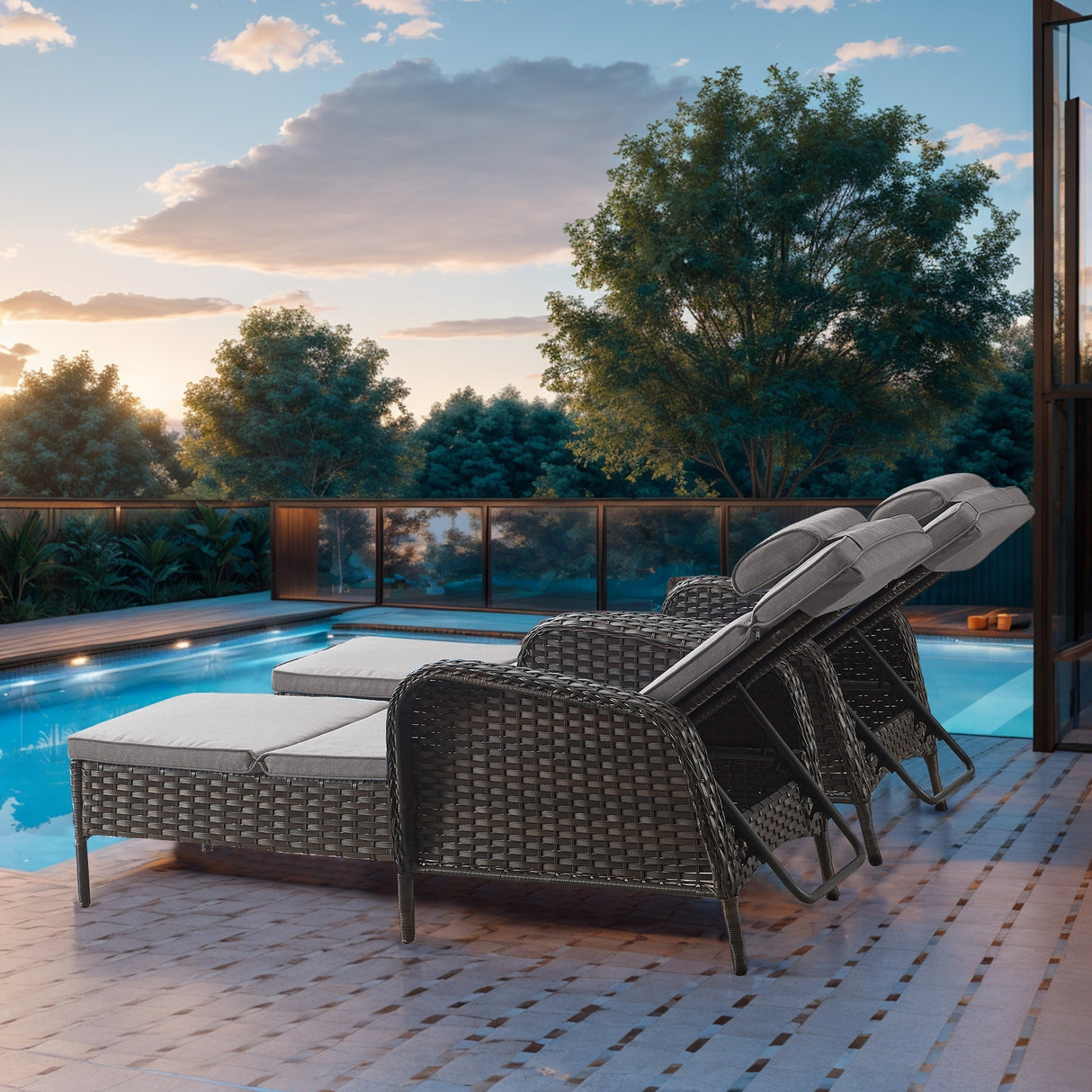 Outdoor 2 Peice Rattan Lounge Chaise