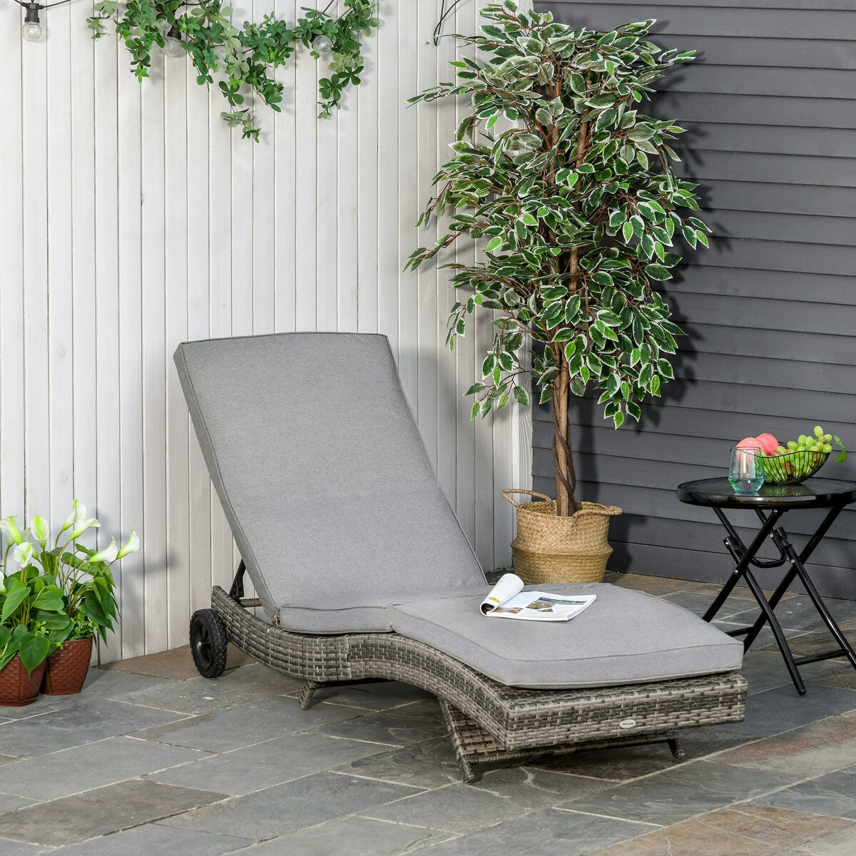 Outdoor Chaise Lounge,5-Level Adjustable Backrest & Wheels,Easy Movement,Mixed Gray