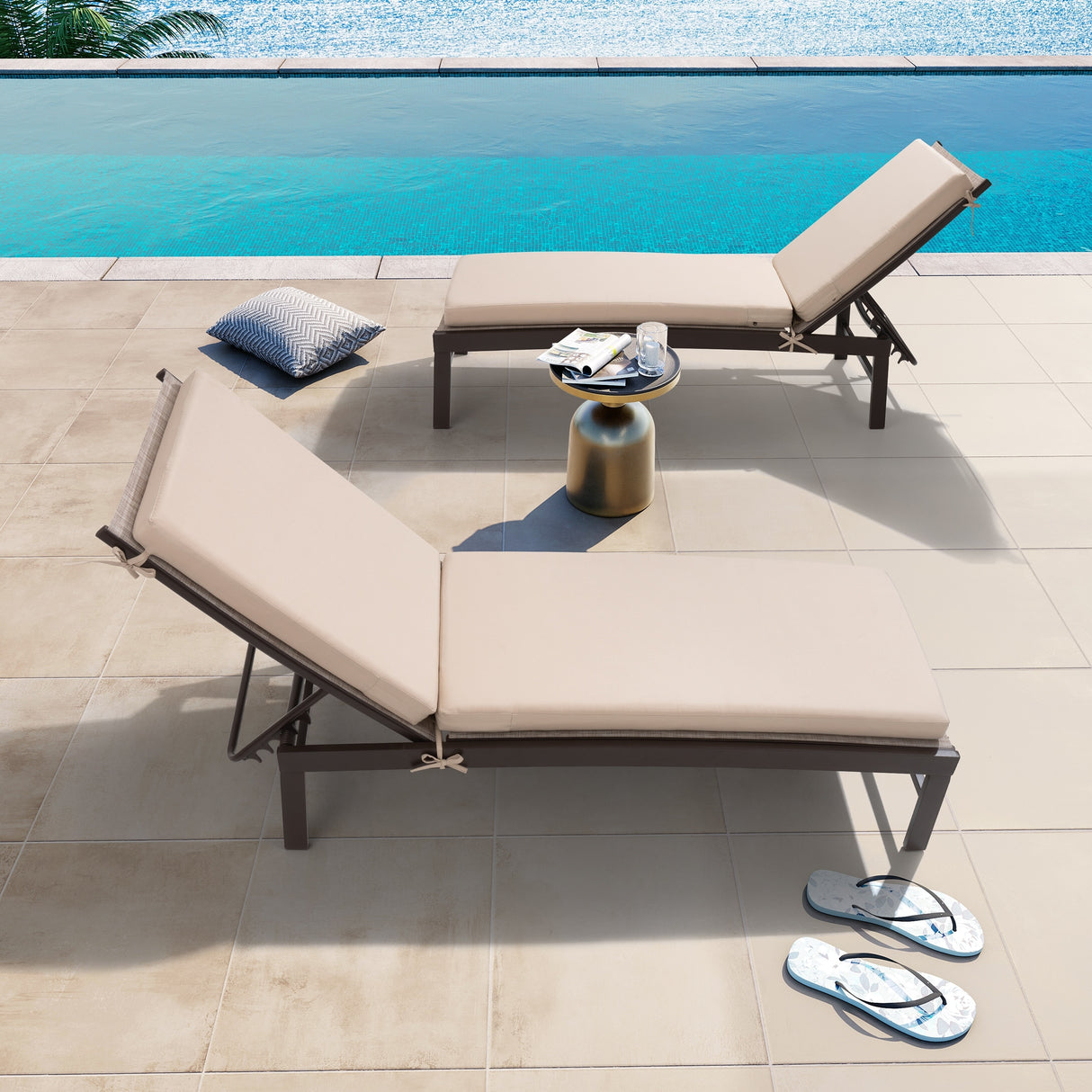 Outdoor Patio Cushioned Lounge Chair Aluminum Adjustable Sun Lounger with Thick Cushion