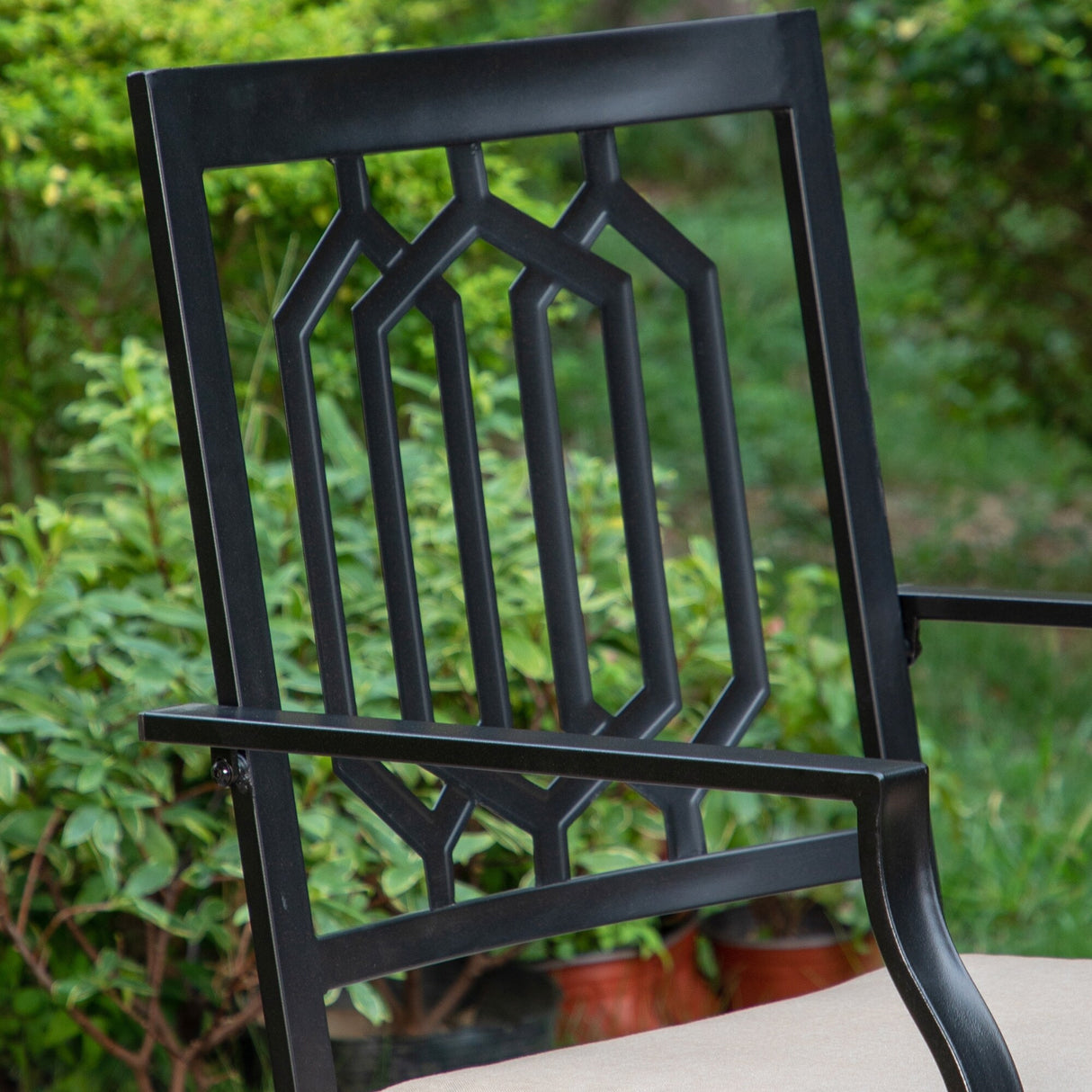 MAISON ARTS Outdoor Patio Swivel Dining Chairs (Set of 2) with Feathers of E-coating and Weather-resistance