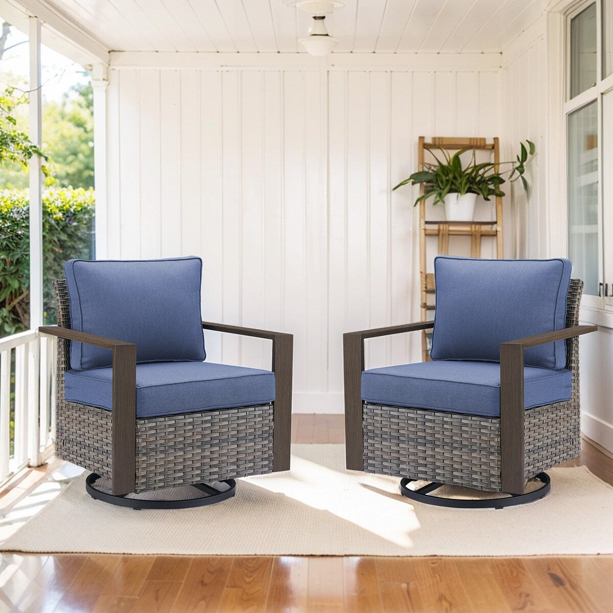 Gymojoy Outdoor Wicker Rattan Swivel Chair - Brown