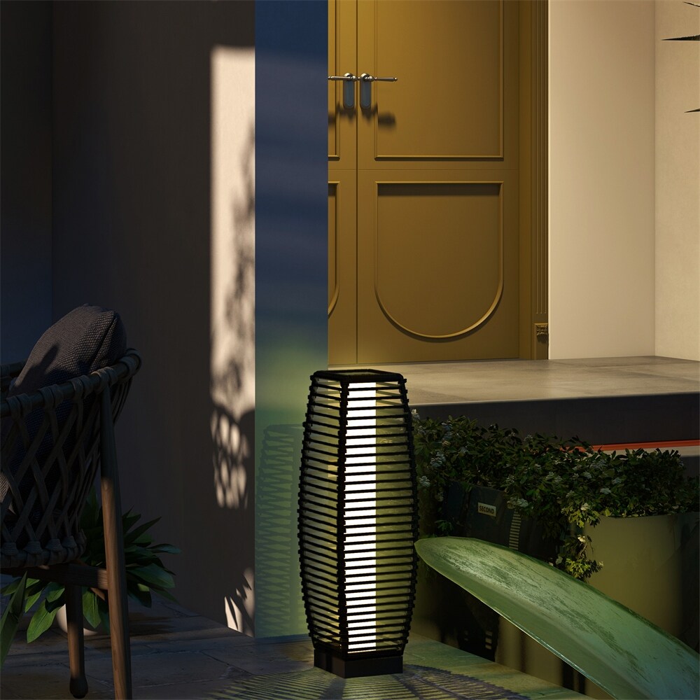 Outsunny Solar Floor Lamp, Outdoor Rattan Garden Lantern,Pathway Light