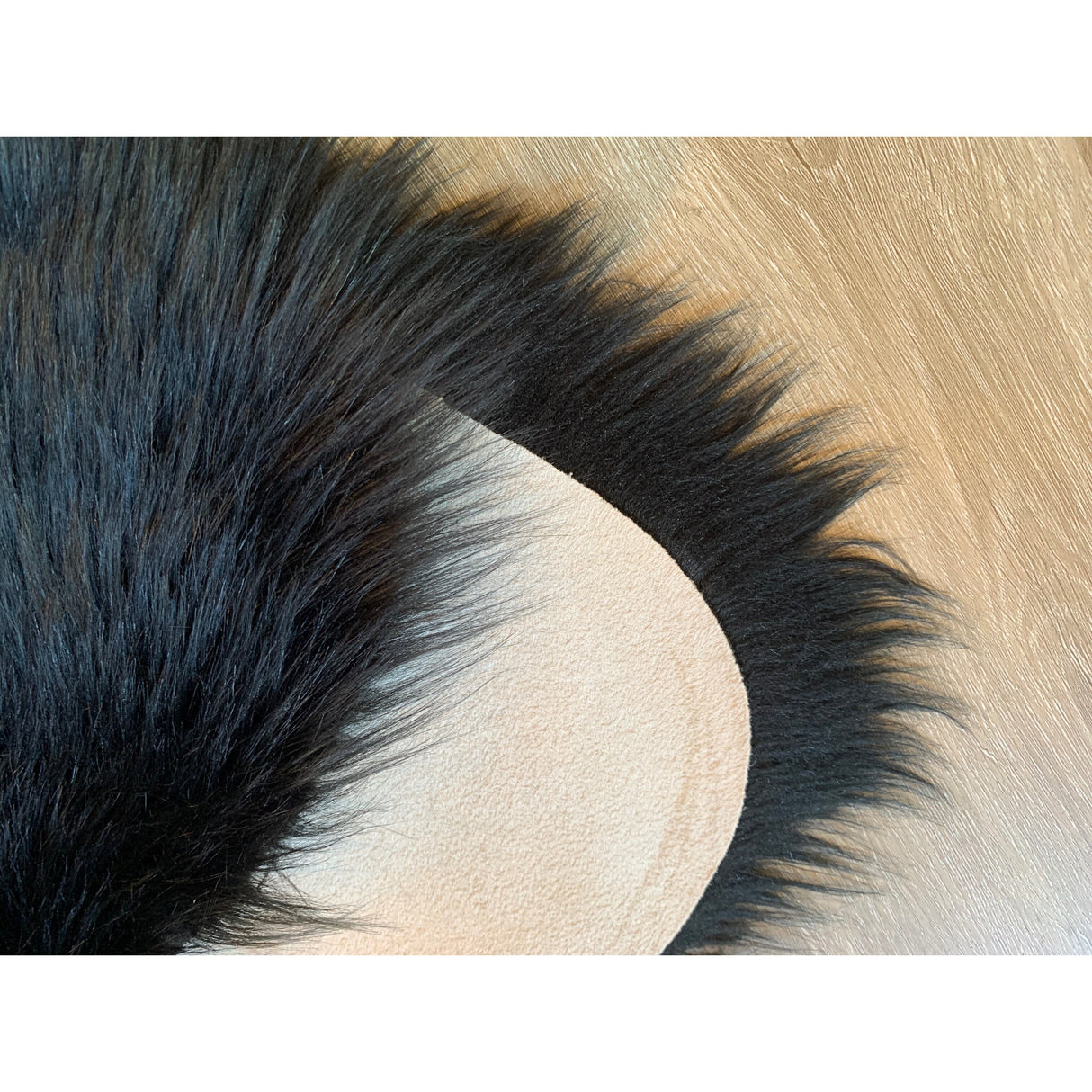 Ovella Home Premium Luxurious Faux Sheepskin 6-Pelt Plush Shag Area Rug - 6' x 6' - 6' x 6'