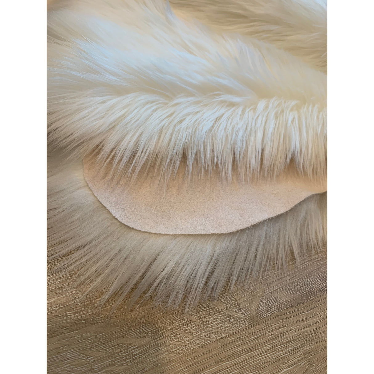 Ovella Home Premium Luxurious Faux Sheepskin 6-Pelt Plush Shag Area Rug - 6' x 6' - 6' x 6'