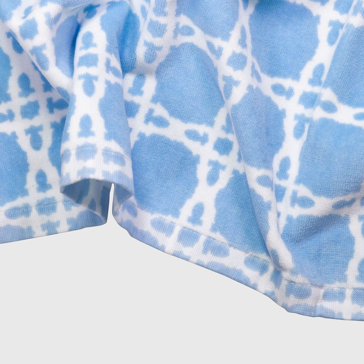 Oversized Pool/Beach Towel, 40 x 70, Large Terry Cloth Towel for Adults, Blue Caning