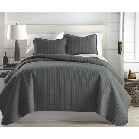 Vilano Oversized 3 piece Quilt Set by Southshore Fine Linens