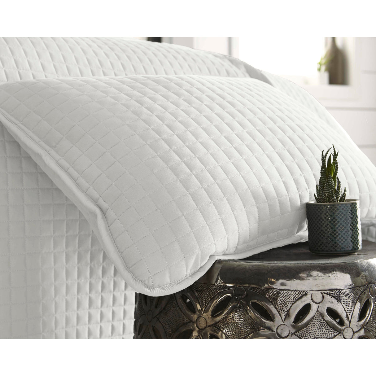 Vilano Oversized 3 piece Quilt Set by Southshore Fine Linens