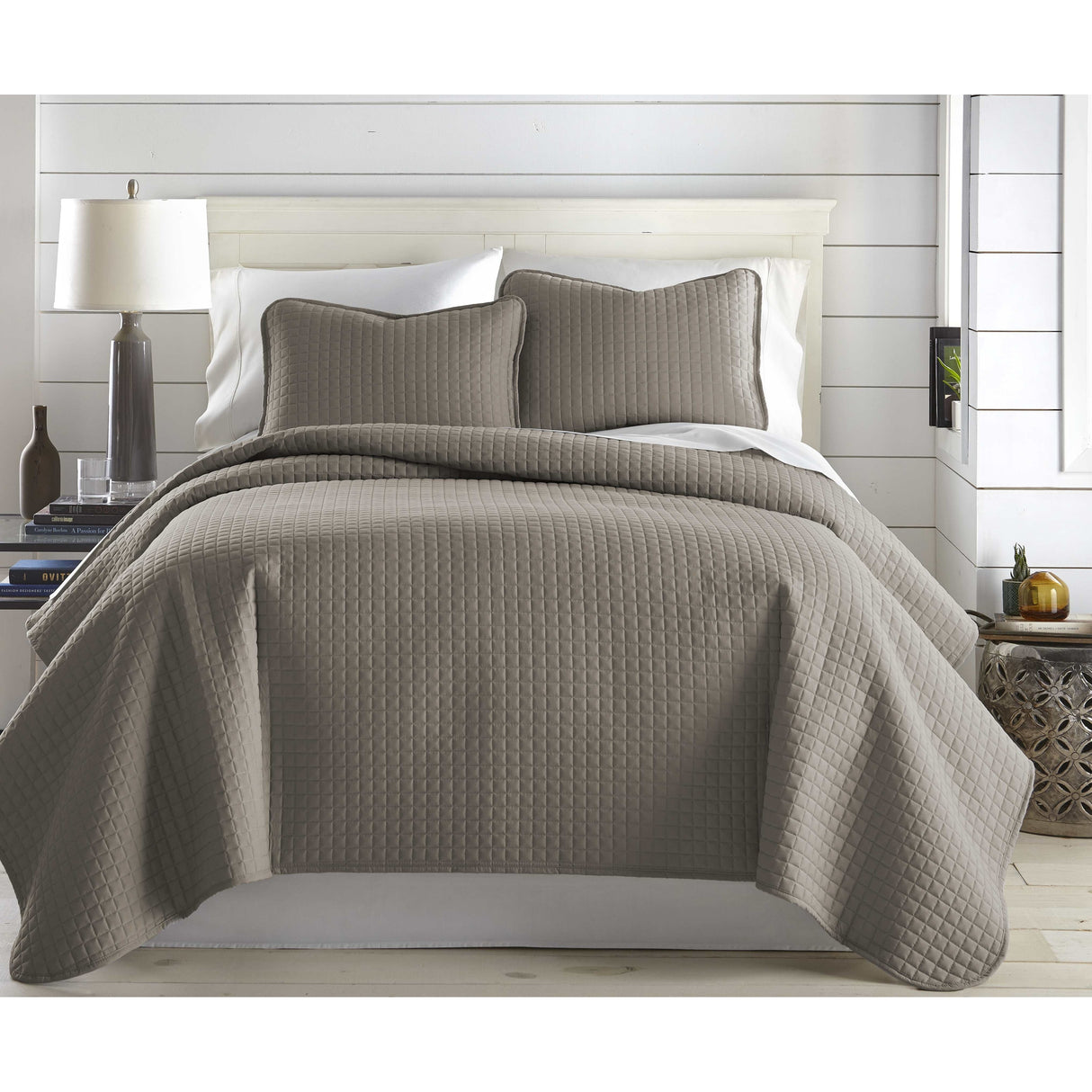 Vilano Oversized 3 piece Quilt Set by Southshore Fine Linens