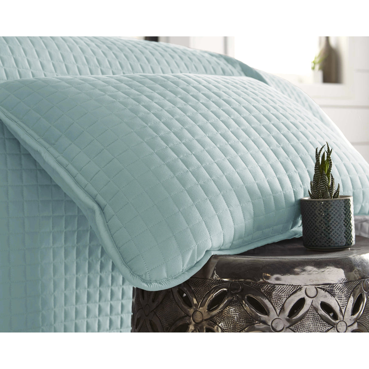 Vilano Oversized 3 piece Quilt Set by Southshore Fine Linens