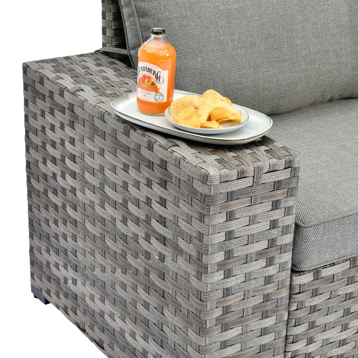 OVIOS Patio Wicker Furniture Wide Arm 6-piece Set with Table