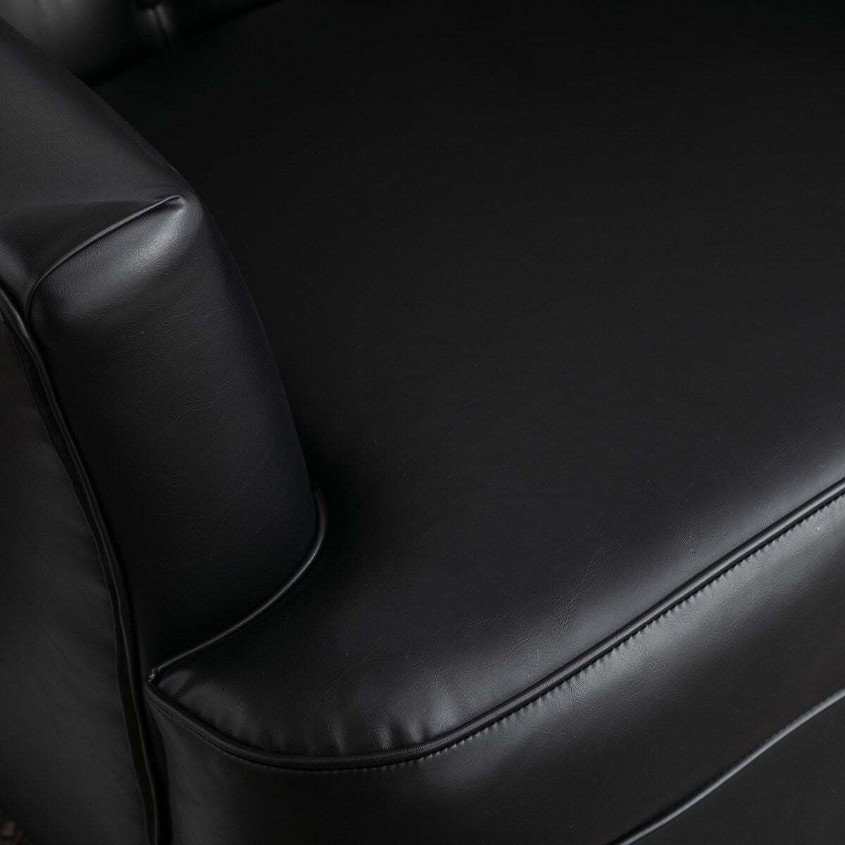 PU Leather Club Chair Black