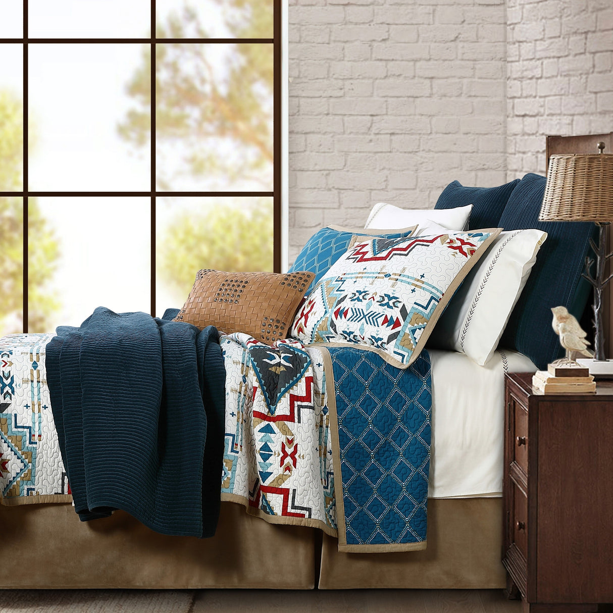 Paseo Road Spirit Valley Southwestern Bedding Aztec 3 Piece Quilt Set