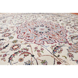 Nain Hand Knotted Wool & Silk Indo Persian Oriental Area Rug (6'6"x8') - 6'6" x 8'