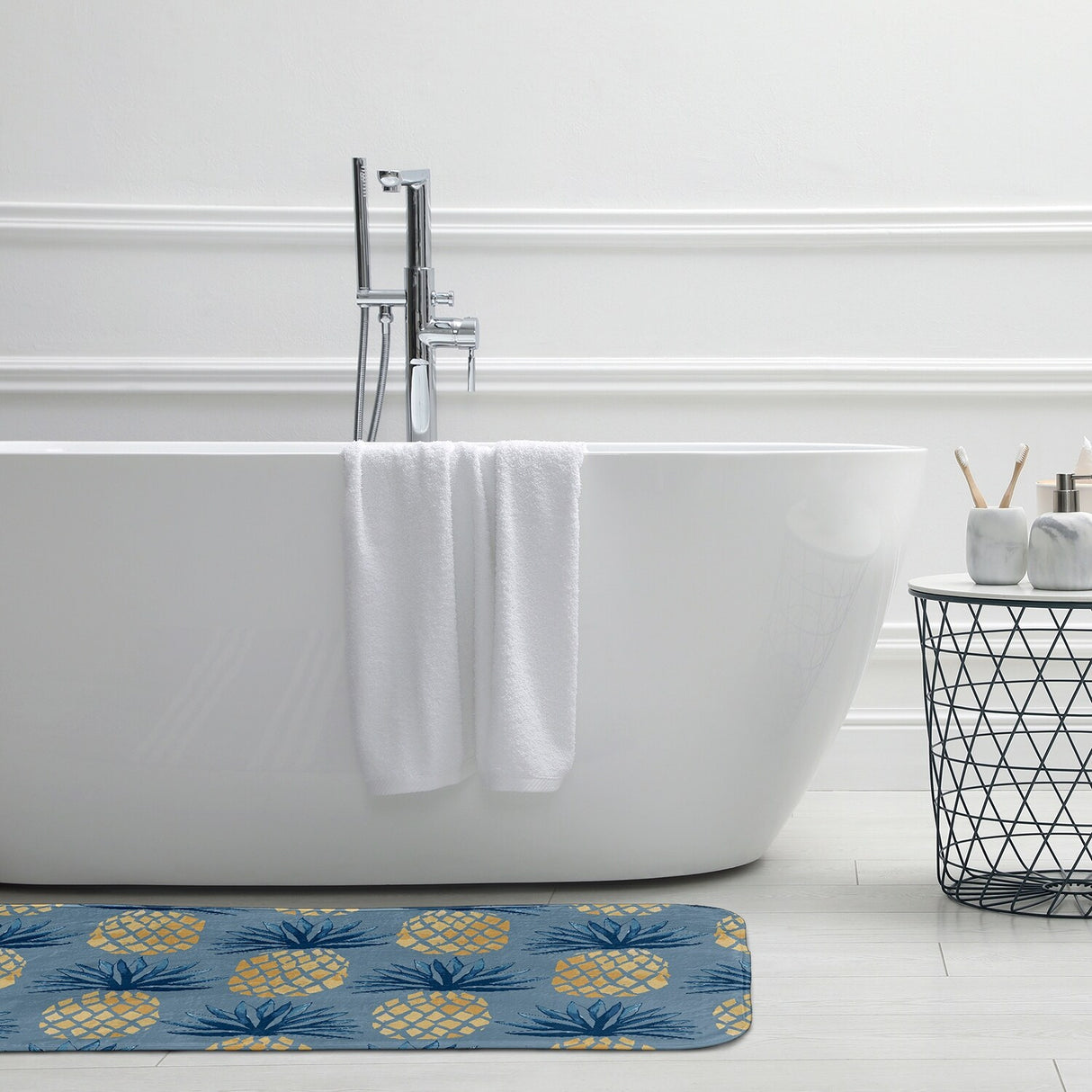Pineapple Stripes Bathmat