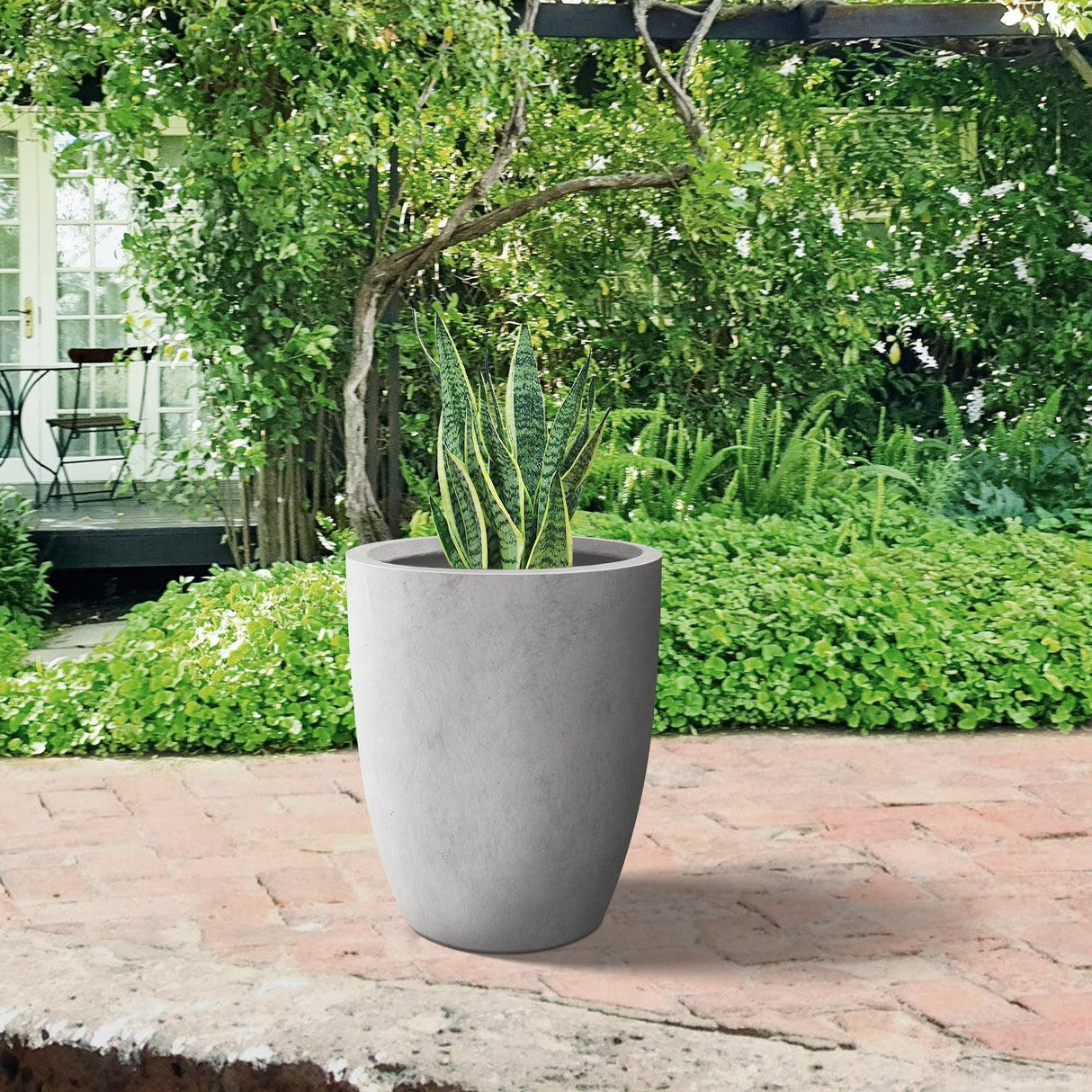 Plantara 18" H Raw Concrete Round Flower pot, Modern planter with Drainage Hole, Outdoor Plant pot for Garden
