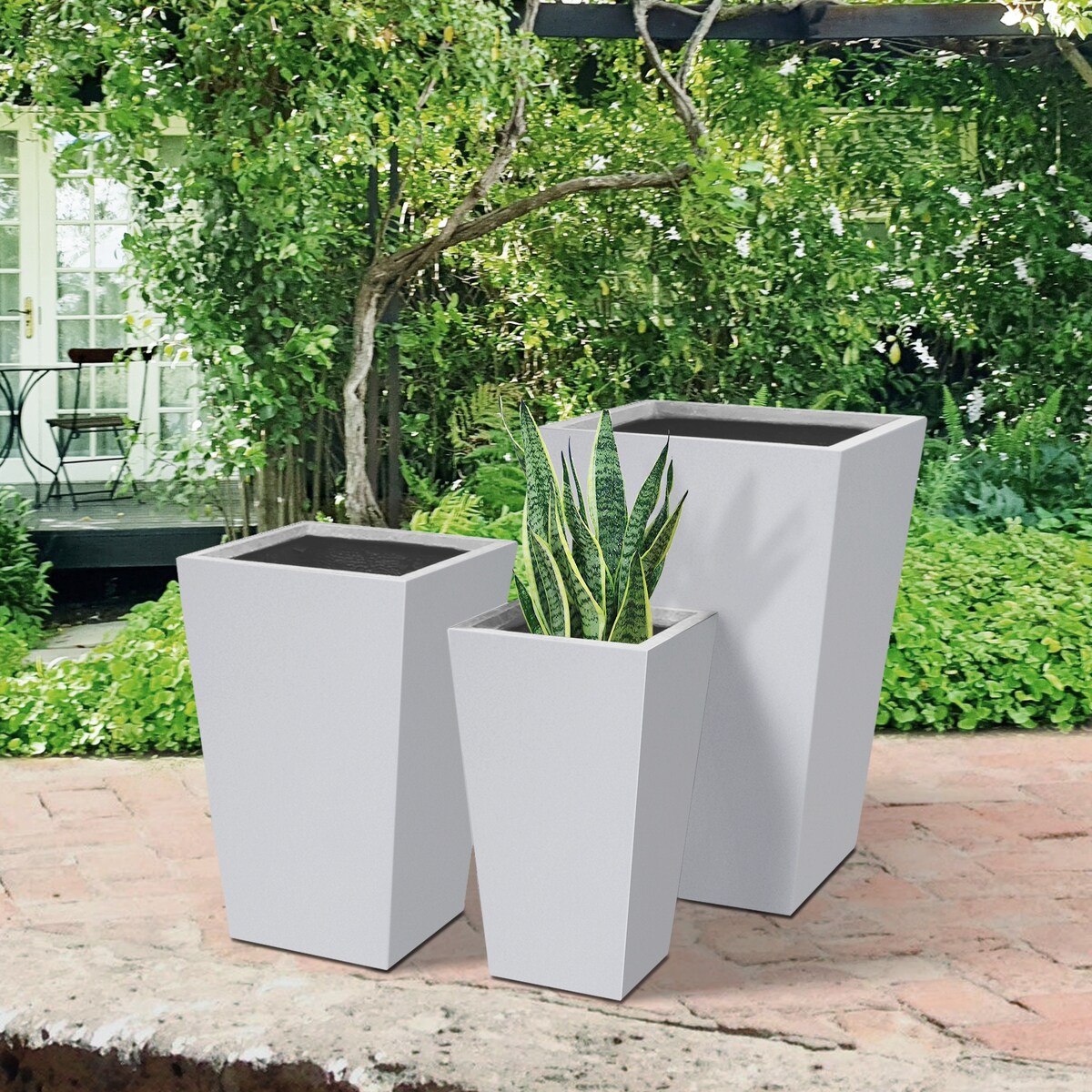 Plantara 24", 18" & 16" H Taper Shape Solid White Concrete planter, Modern Garden Plant pot, plug for Outdoor