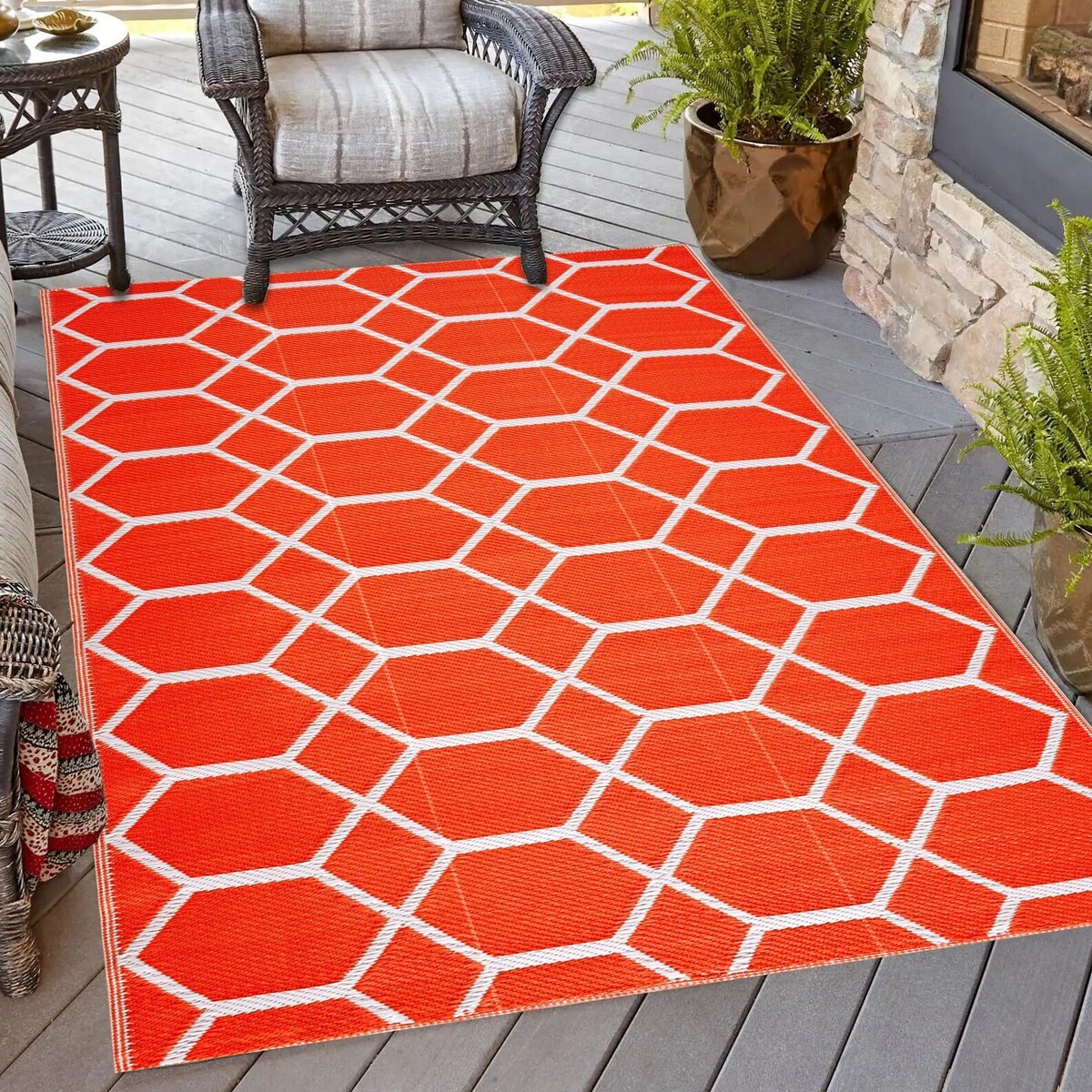 Playa Rug Outdoor Recycled Reversible Plastic Folded Mat/Rug Milan Collection Lightweight & Weather, Water and UV Resistant