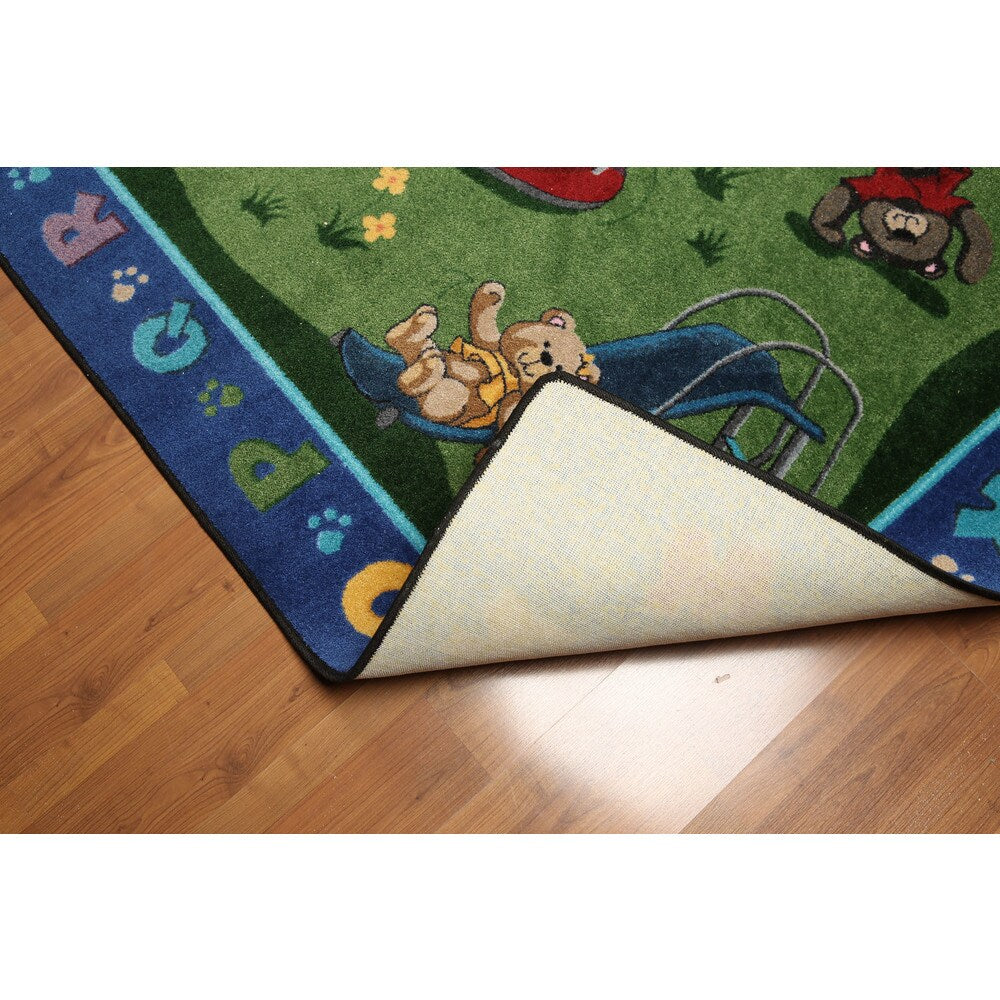 Playground Nursery Kids Room Alphabet Multicolored Machine-made Rug (5'4 x 7'8) - Green/Blue - 5'4" x 7'8"