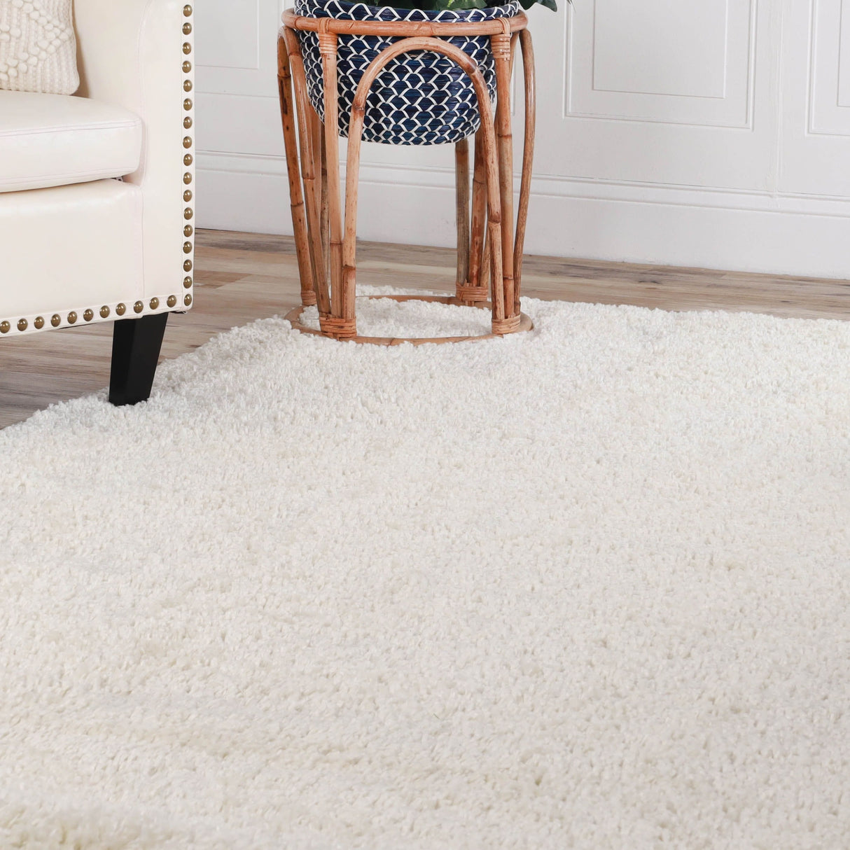 Superior Plush Shag Fuzzy Modern Solid Indoor Area Rug or Runner