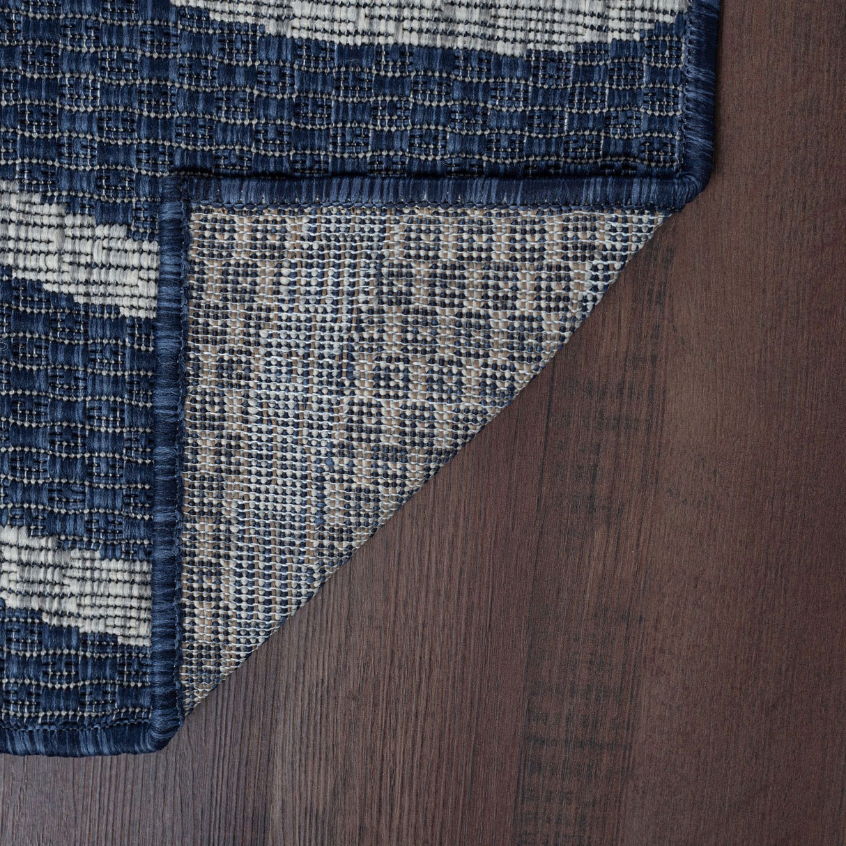 Colonnade Transitional Geometric Indoor/Outdoor Area Rug