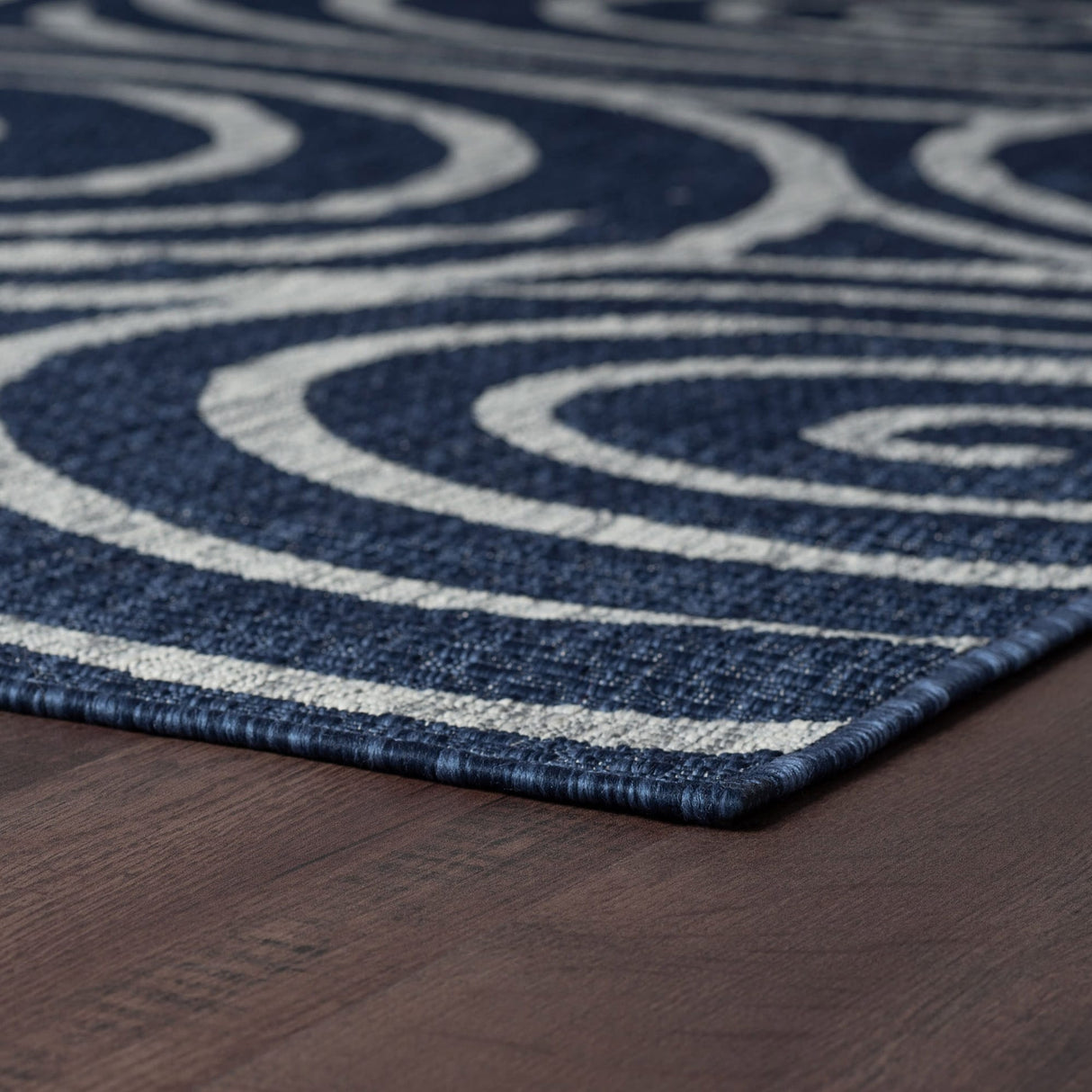 Colonnade Transitional Geometric Indoor/Outdoor Area Rug