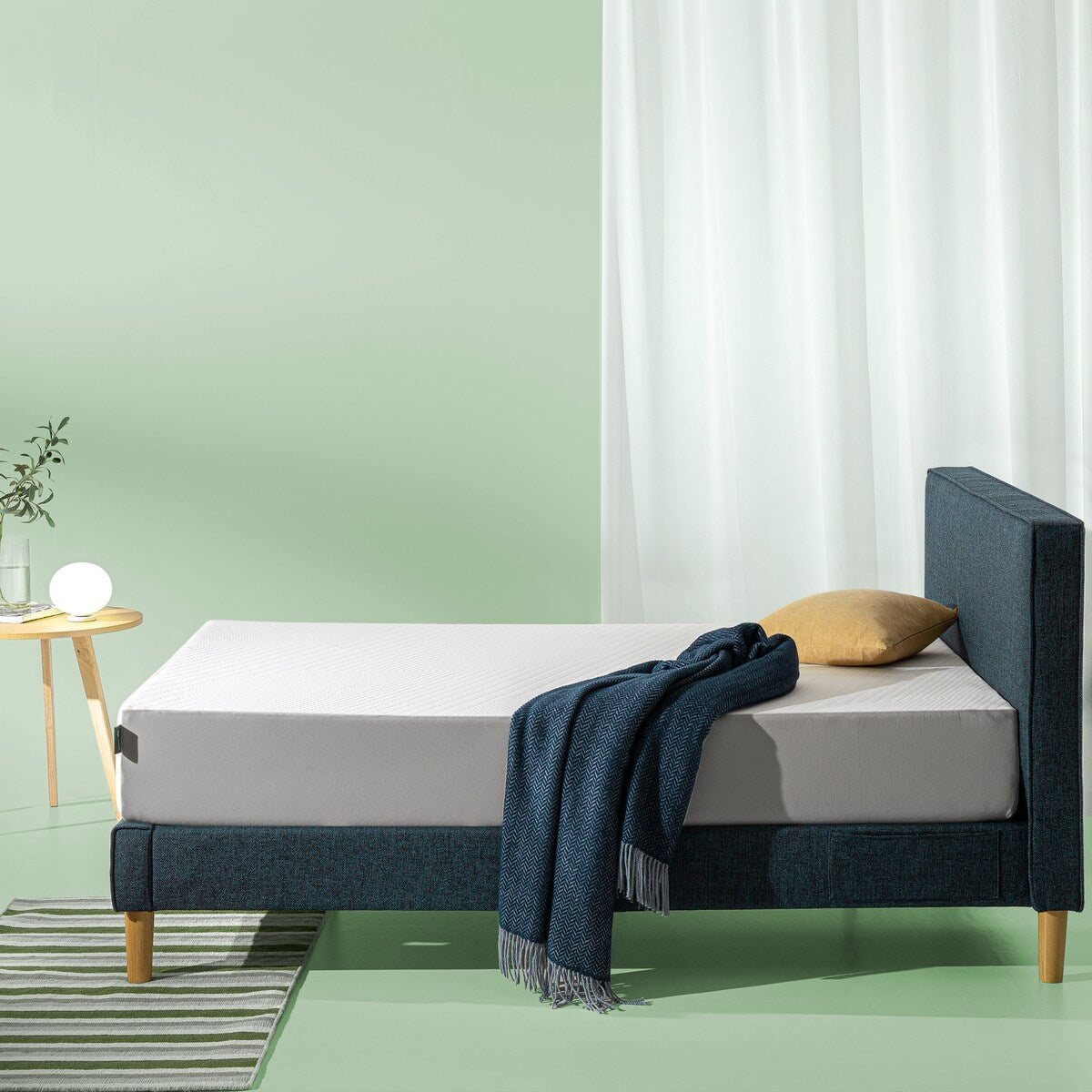 Priage by ZINUS 13.5 Inch Cooling Essential Foam Mattress