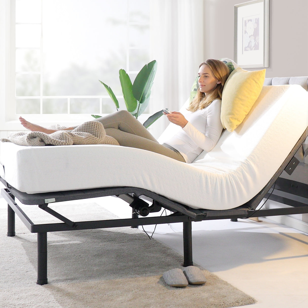 Priage by ZINUS Black Metal Adjustable Bed Frame with Customizable Leg Height