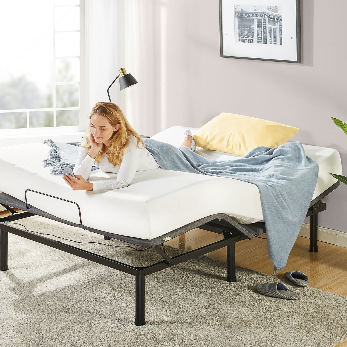 Priage by ZINUS Black Metal Adjustable Bed Frame with Customizable Leg Height