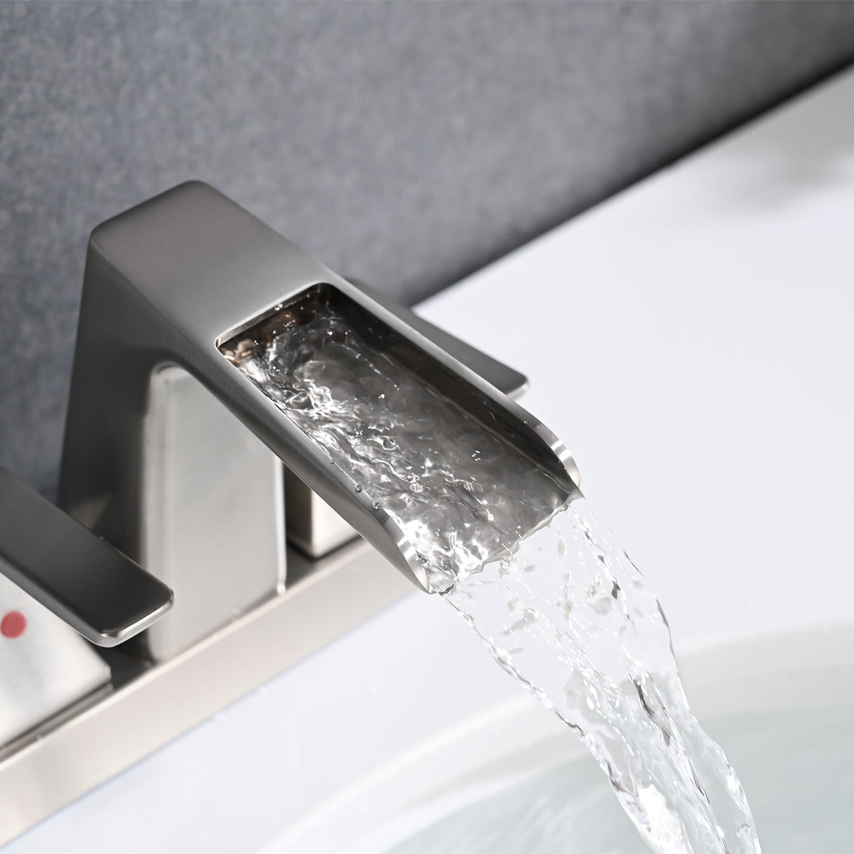PROOX 4 in Centerset Bathroom Waterfall Faucet with Drain Assembly