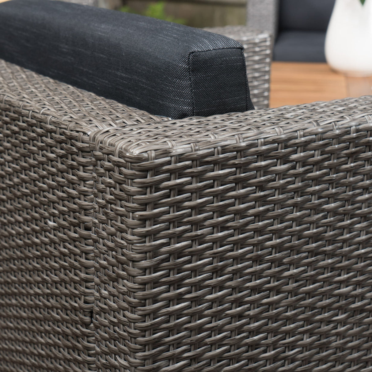 Puerta 5-piece Outdoor Wicker Chat Set with Water Resistant Cushions by Christopher Knight Home