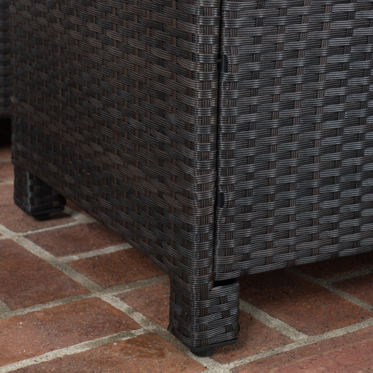 Puerta 5-piece Outdoor Wicker Chat Set with Water Resistant Cushions by Christopher Knight Home