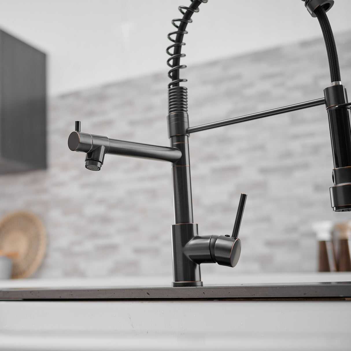 Pull Down Kitchen Faucet with Sprayer