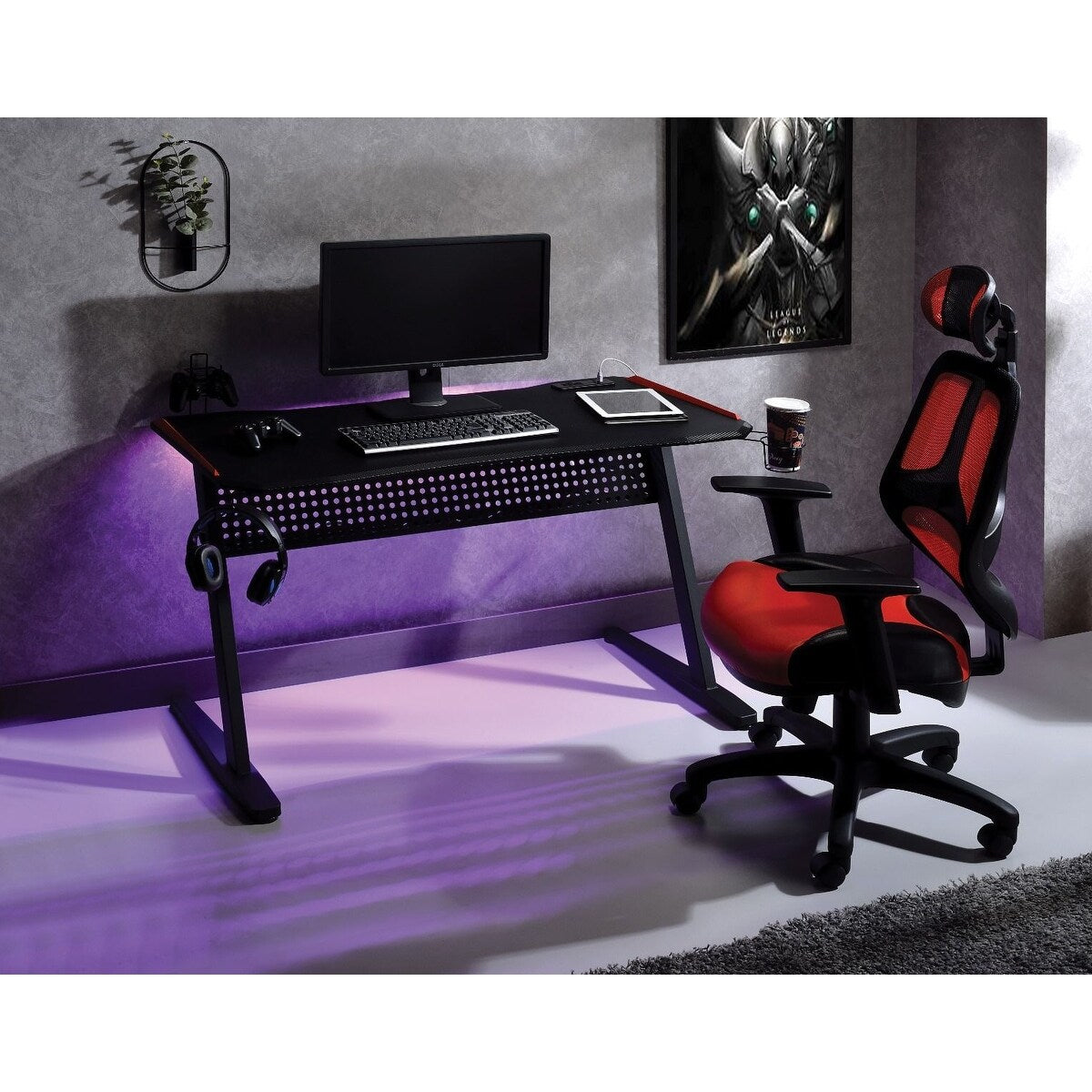 Q-Max Black & Red Finish Metal Gaming Table w/USB Port