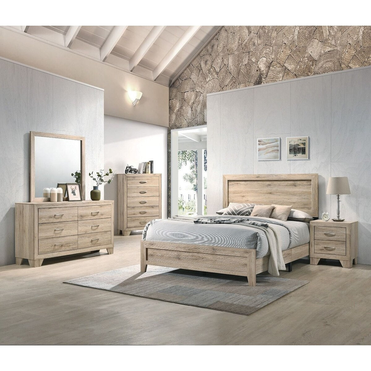 Q-Max Rectangular Headboard With Low Profile Footboard With Tapered Legs King Bed