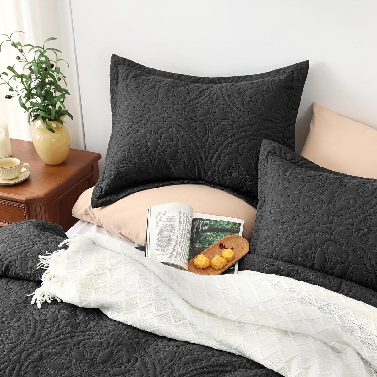 Quilt Set Full Queen Size 3 Piece,Lightweight Soft Coverlet Modern Style Squares Pattern Bedspread Set(1 Quilt,2 Pillow Shams)