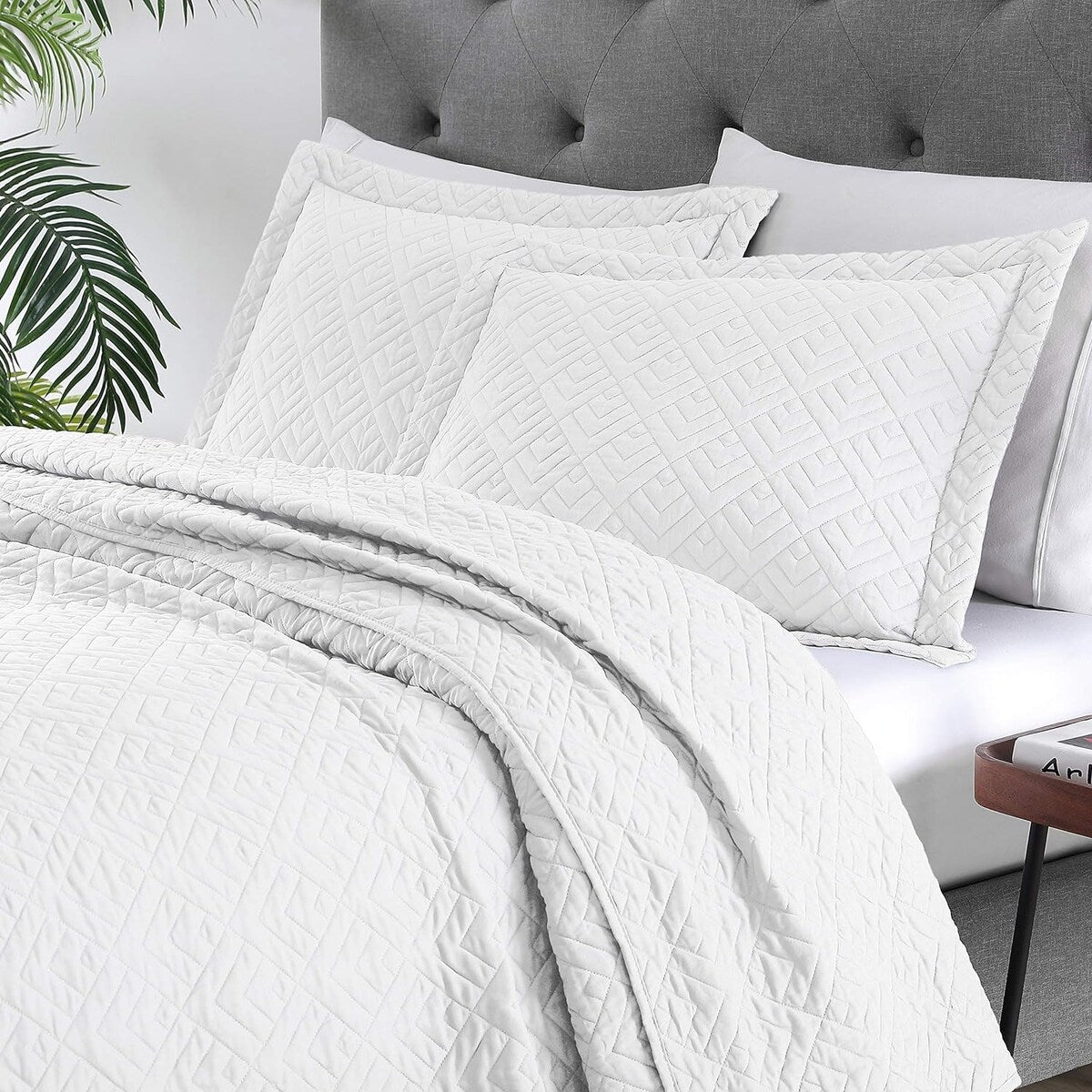 Quilt Set Full Queen Size 3 Piece,Lightweight Soft Coverlet Modern Style Squares Pattern Bedspread Set(1 Quilt,2 Pillow Shams)