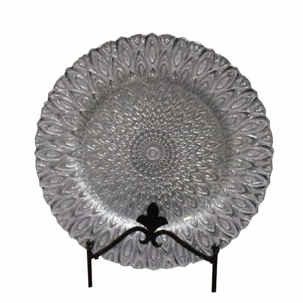 Ravishing Glass Charger With Engraved Pattern, Silver