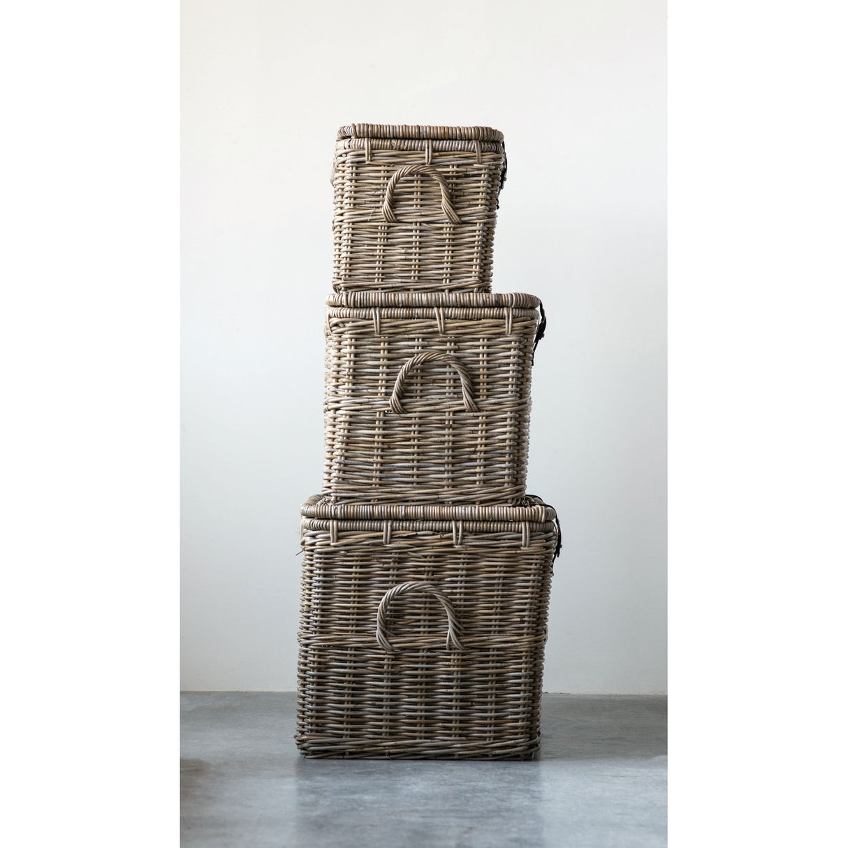 Rectangle Brown Rattan Baskets with Lids & Leather Buckles (Set of 3 Sizes)