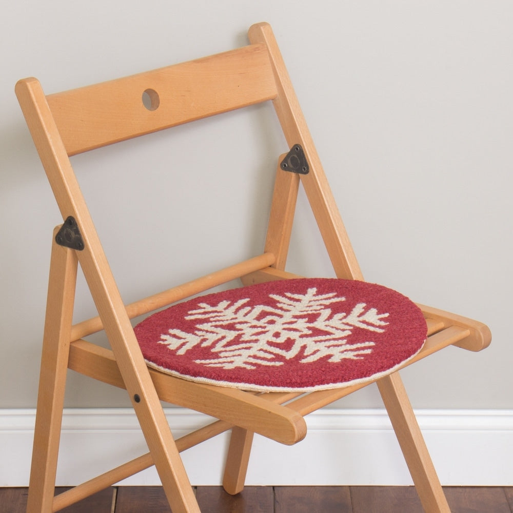 Red Snowflake Wool Hooked Chair Pad