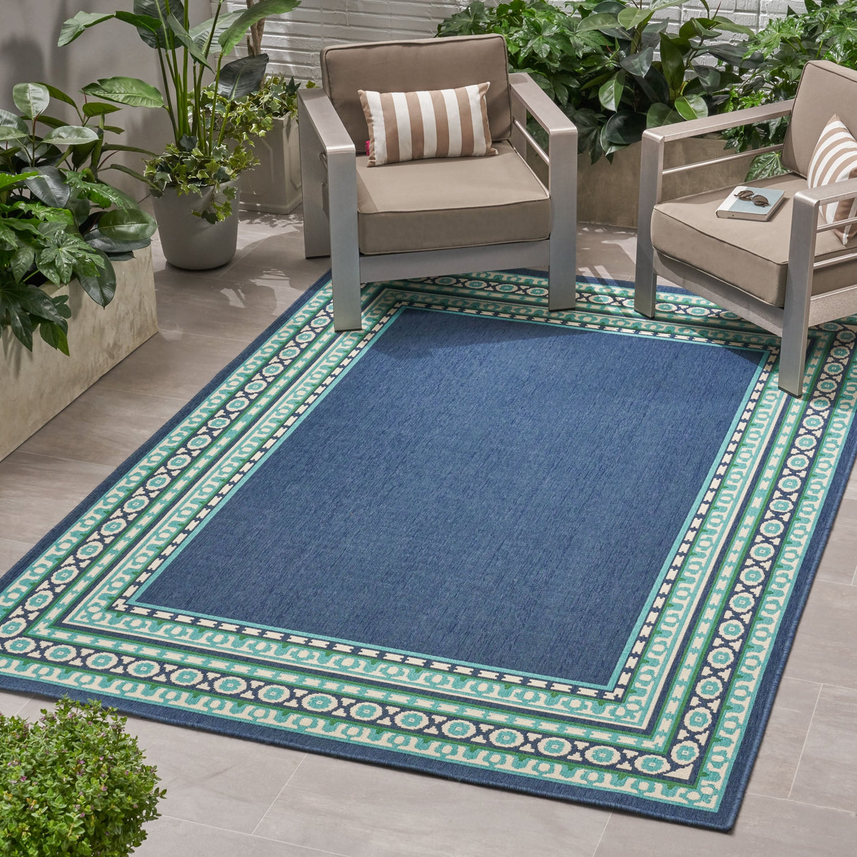 Remington Indoor/ Outdoor Border Area Rug by Christopher Knight Home