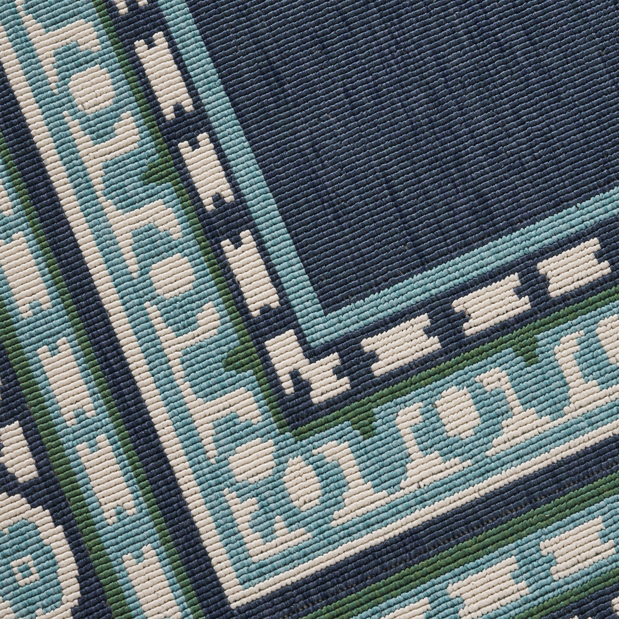 Remington Indoor/ Outdoor Border Area Rug by Christopher Knight Home