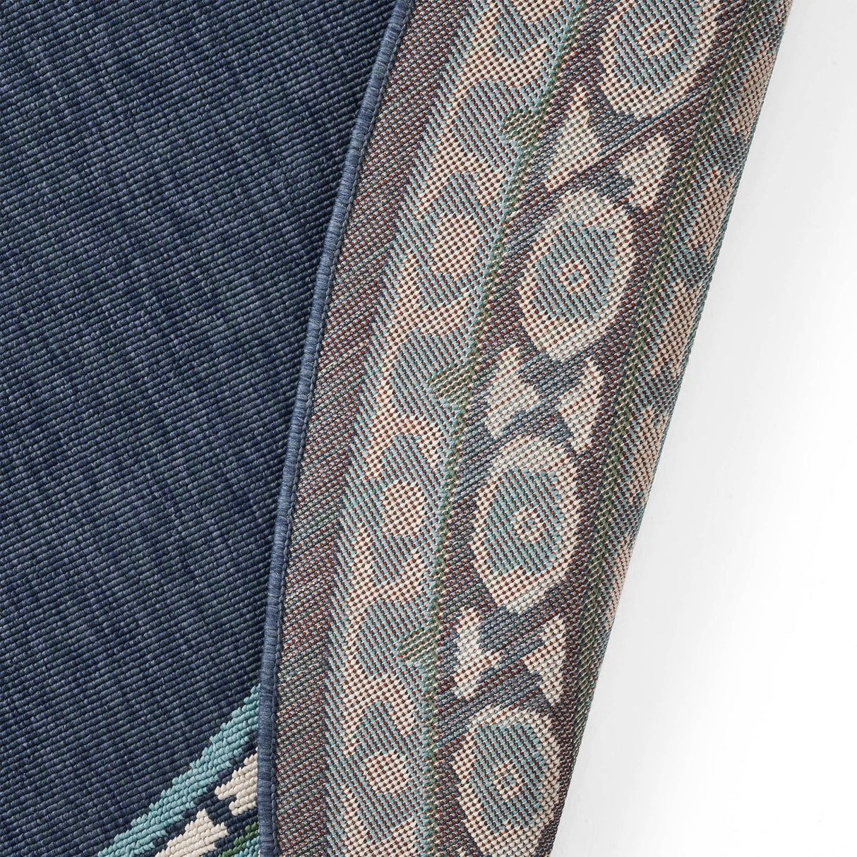 Remington Indoor/ Outdoor Border Area Rug by Christopher Knight Home