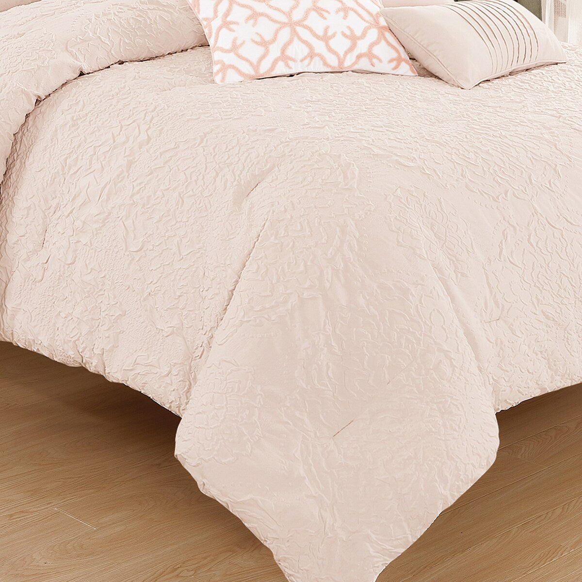 Riane Luxury 7 Piece Comforter