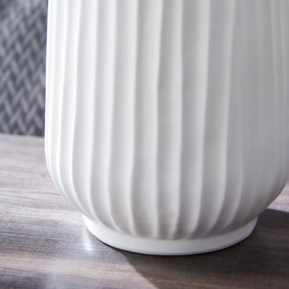 Ribbed Deco Vase