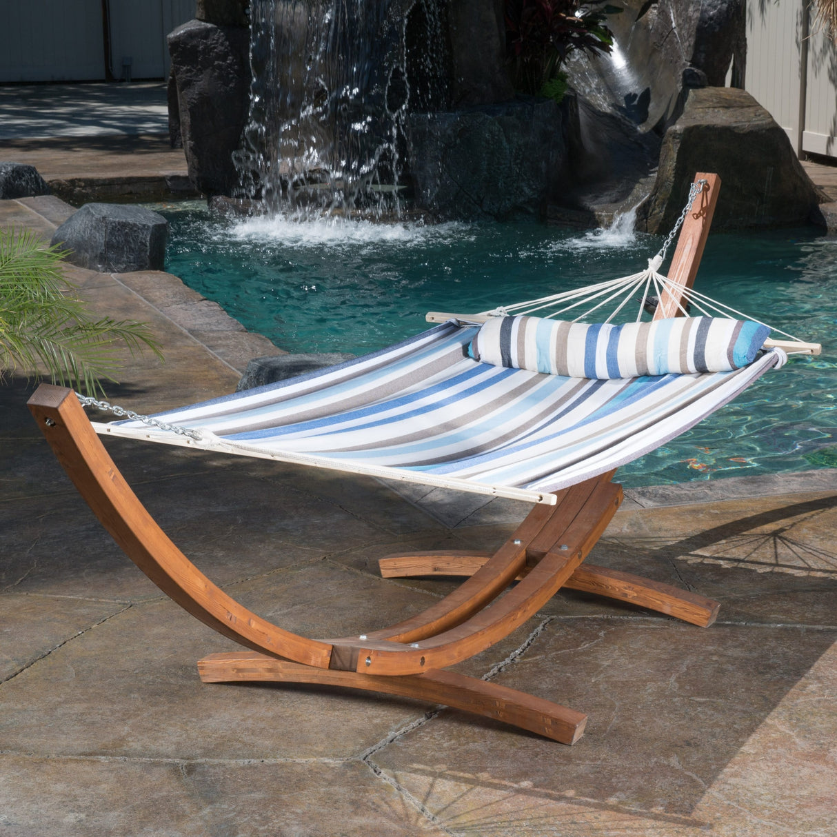Richardson Outdoor Modern Hammock by Christopher Knight Home - 400 lb limit