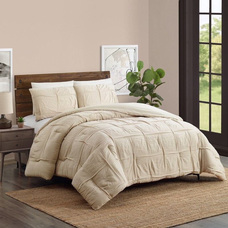 Riley Pleated 3-Piece Comforter Set