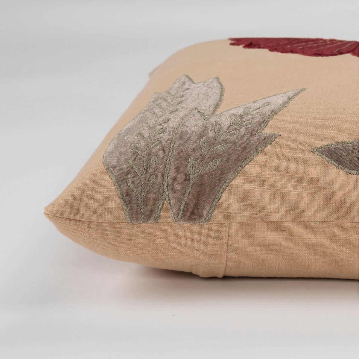 Rizzy Home Boho Floral Throw Pillow