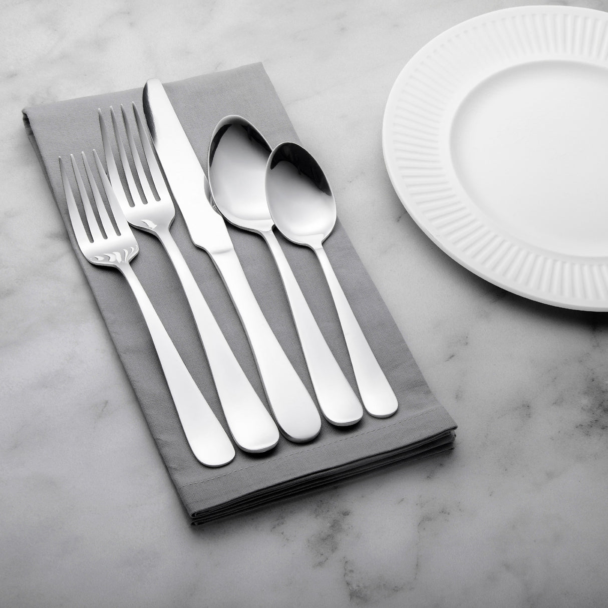 Roberts & Belk Jefferson Stainless Steel Flatware Set